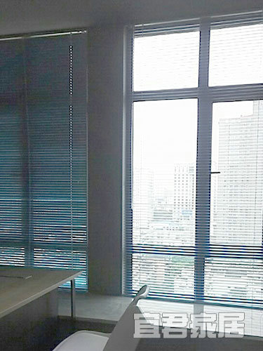 榮悅臺(tái)辦公室的百葉簾實(shí)拍
