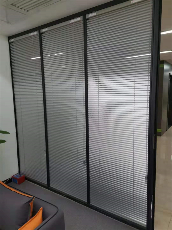 宜君家居百葉簾,宜君家居電動(dòng)窗簾,宜君家居臺(tái)布、椅套,湖南宜君家居有限公司