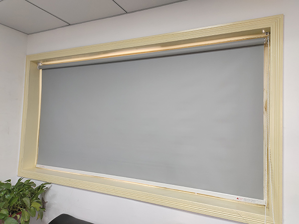 窗簾定制,窗簾加工業(yè)務,紗窗定制,紗窗維護維修業(yè)務,宜君家居百葉簾,宜君家居電動窗簾,宜君家居臺布、椅套,湖南宜君家居有限公司