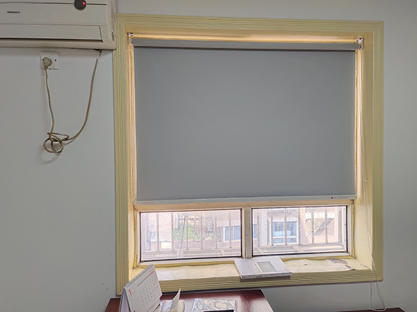 窗簾定制,窗簾加工業(yè)務,紗窗定制,紗窗維護維修業(yè)務,宜君家居百葉簾,宜君家居電動窗簾,宜君家居臺布、椅套,湖南宜君家居有限公司