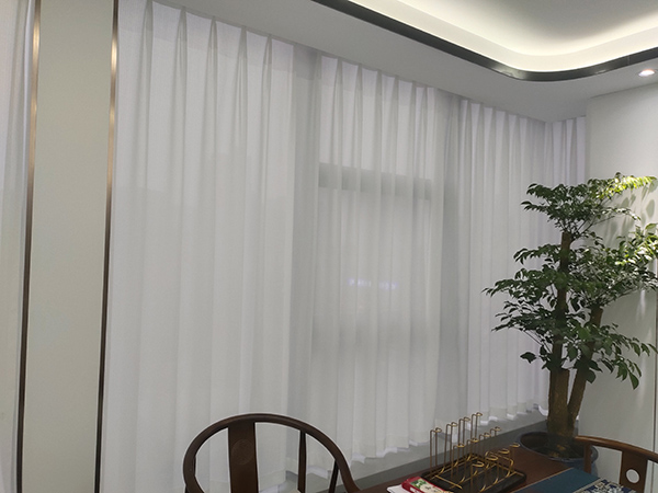 窗簾定制,窗簾加工業(yè)務(wù),紗窗定制,紗窗維護(hù)維修業(yè)務(wù),宜君家居百葉簾,宜君家居電動(dòng)窗簾,宜君家居臺(tái)布、椅套,湖南宜君家居有限公司